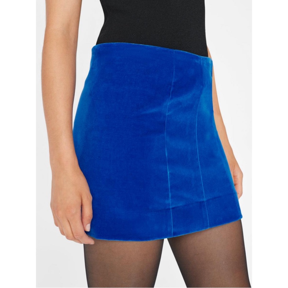 NWT 00 FRAME Seamed Velvet Mini Skirt in Bluette